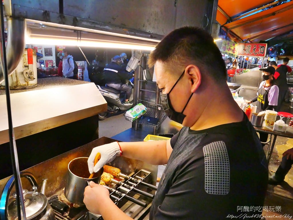 【樹林美食】鑫家鄉黑石頭烤玉米,軟糯鹹香,特調中藥醬汁,老少咸宜!(停業) - 第20張圖 14