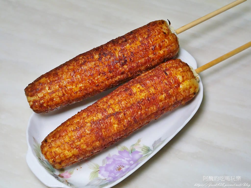 【樹林美食】鑫家鄉黑石頭烤玉米,軟糯鹹香,特調中藥醬汁,老少咸宜!(停業) - 第27張圖 25