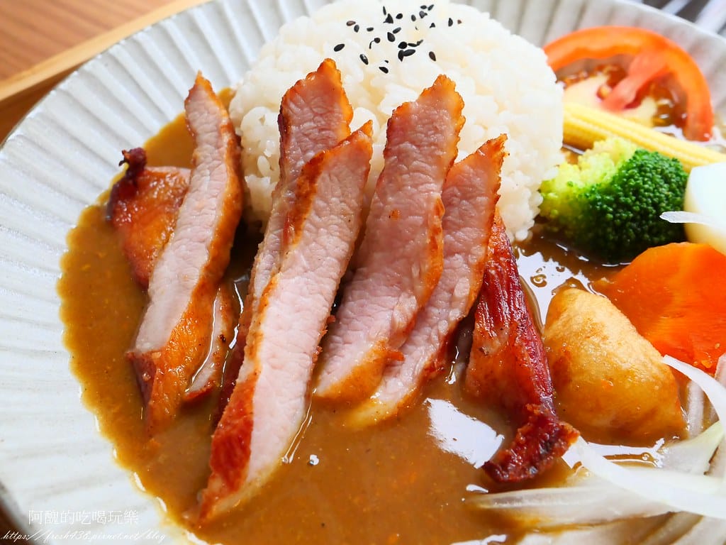 【中壢咖哩推薦】仁之初北海道湯咖喱專賣,文青風格餐館,親子&寵物友善的內壢美食! - 第32張圖 27