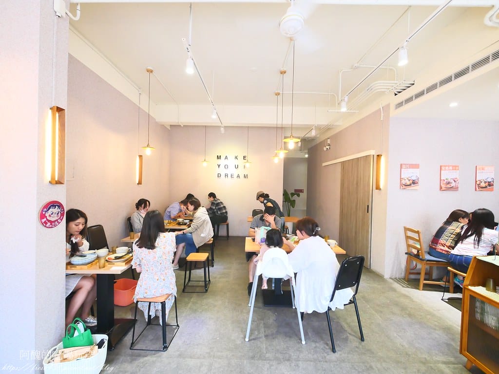 【中壢咖哩推薦】仁之初北海道湯咖喱專賣,文青風格餐館,親子&寵物友善的內壢美食! - 第12張圖 8