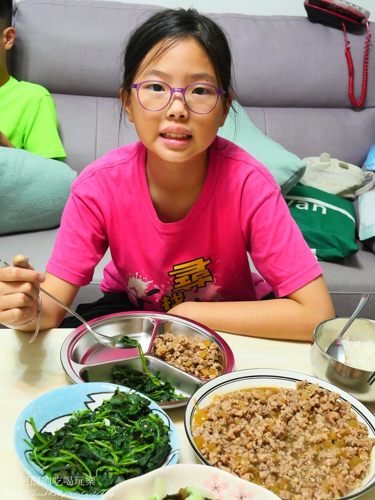 冬瓜肉燥,自己煮好簡單,省錢又美味,一滴油、一滴水也不必加。 - 第19張圖 P1026040