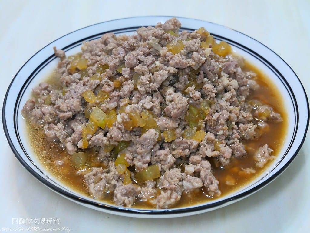 冬瓜肉燥,自己煮好簡單,省錢又美味,一滴油、一滴水也不必加。 - 第13張圖 P1026033