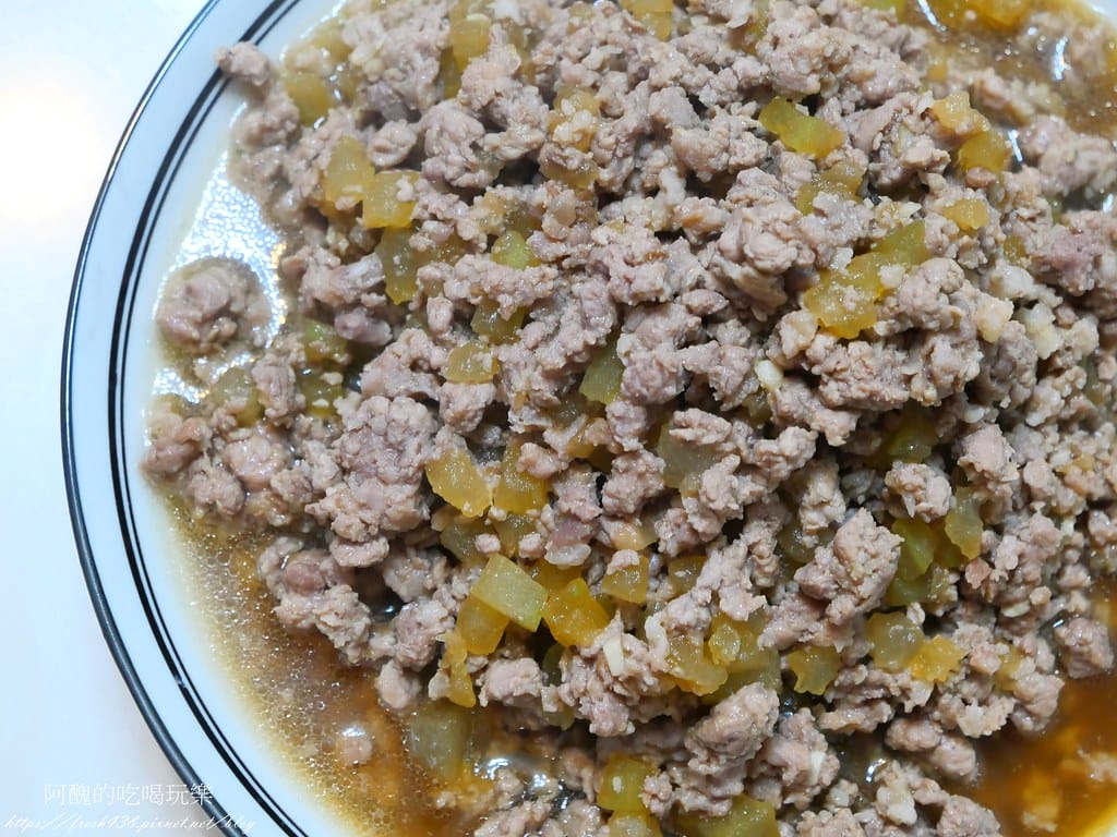 冬瓜肉燥,自己煮好簡單,省錢又美味,一滴油、一滴水也不必加。 - 第15張圖 P1026037