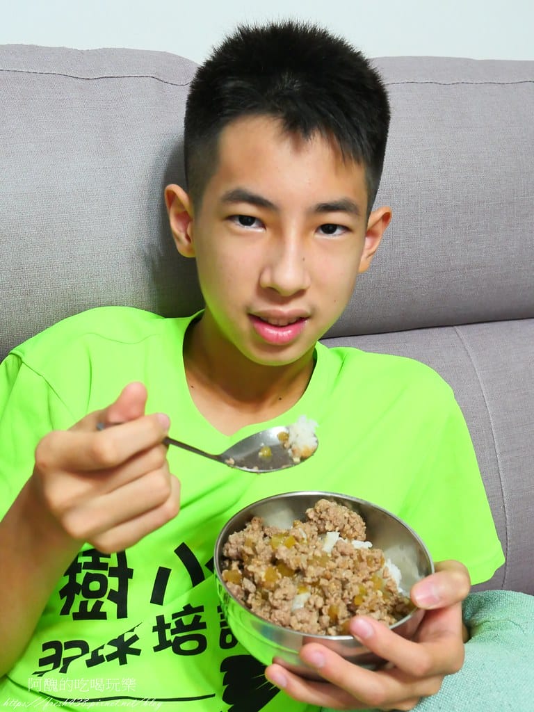 冬瓜肉燥,自己煮好簡單,省錢又美味,一滴油、一滴水也不必加。 - 第17張圖 P1026039