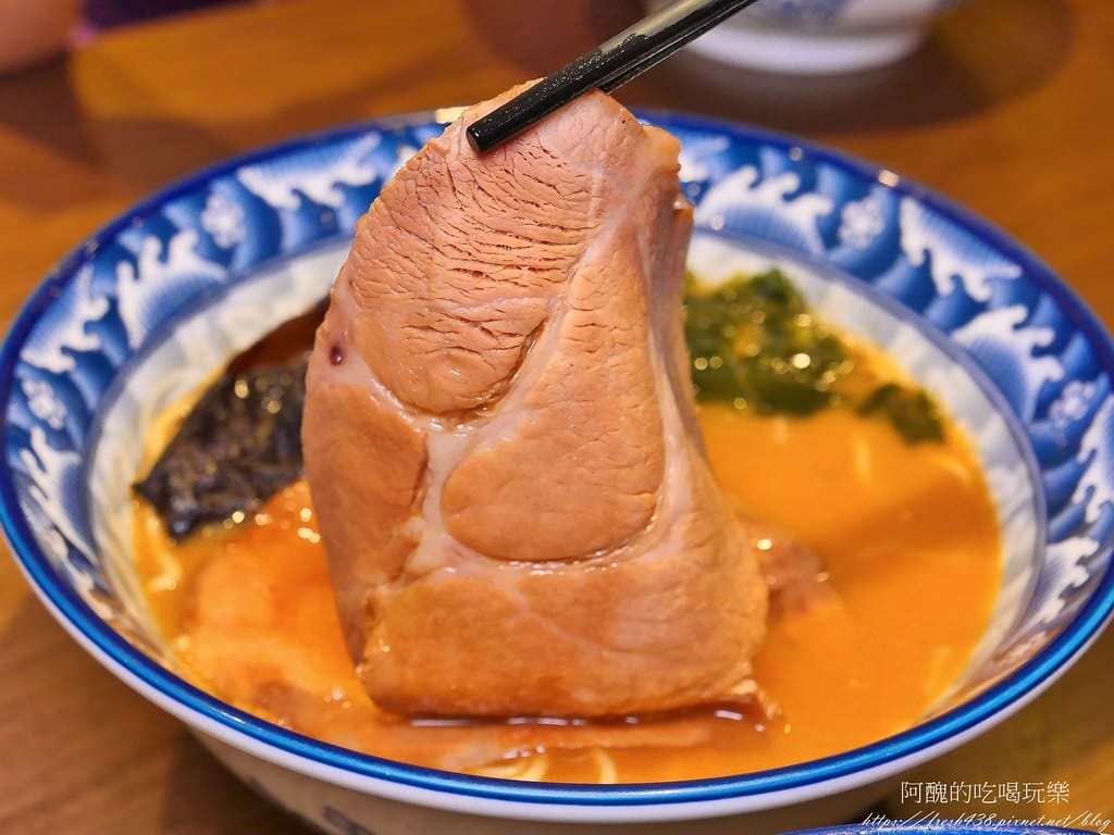 【新埔捷運站美食】東京板前豚骨拉麵-板橋店,每日現熬蔬菜大骨湯,加湯加麵不用錢! - 第27張圖 13-1