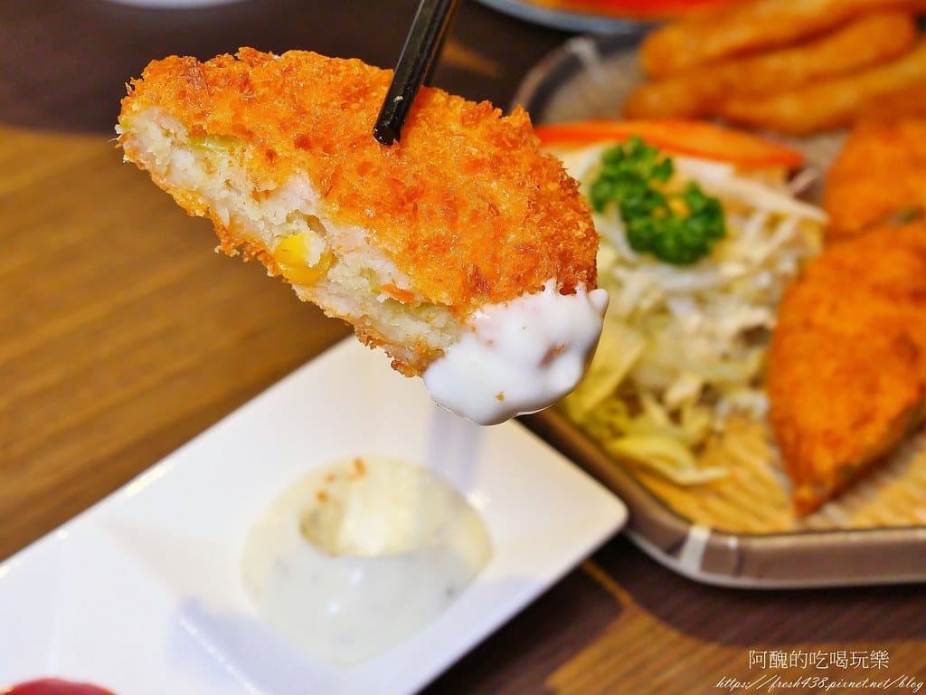 【新埔捷運站美食】東京板前豚骨拉麵-板橋店,每日現熬蔬菜大骨湯,加湯加麵不用錢! - 第47張圖 36