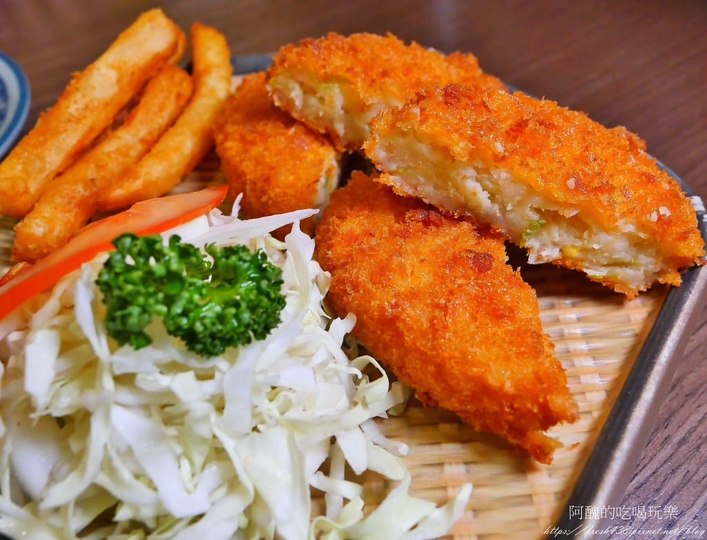 【新埔捷運站美食】東京板前豚骨拉麵-板橋店,每日現熬蔬菜大骨湯,加湯加麵不用錢! - 第45張圖 34