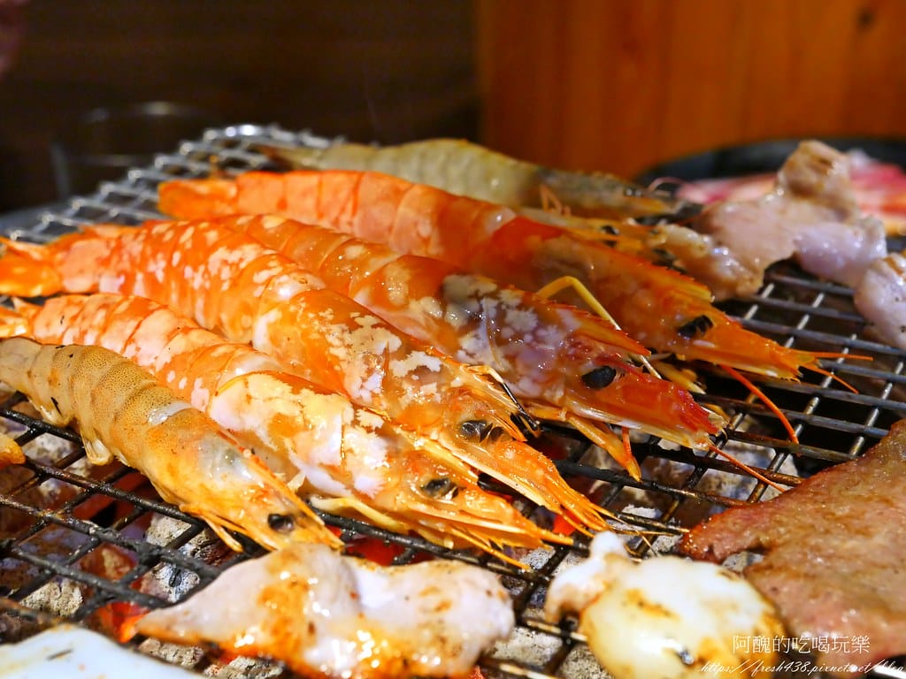 【板橋美食】我!就厲害燒烤-板橋館前珍饌店,府中燒烤吃到飽,吃完身上完全沒有燒烤味耶!!!! - 第69張圖 P1026886