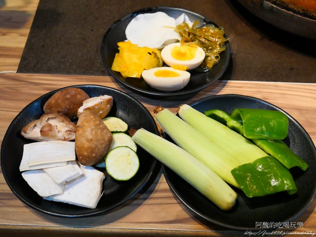 【板橋美食】我!就厲害燒烤-板橋館前珍饌店,府中燒烤吃到飽,吃完身上完全沒有燒烤味耶!!!! - 第64張圖 P1026847