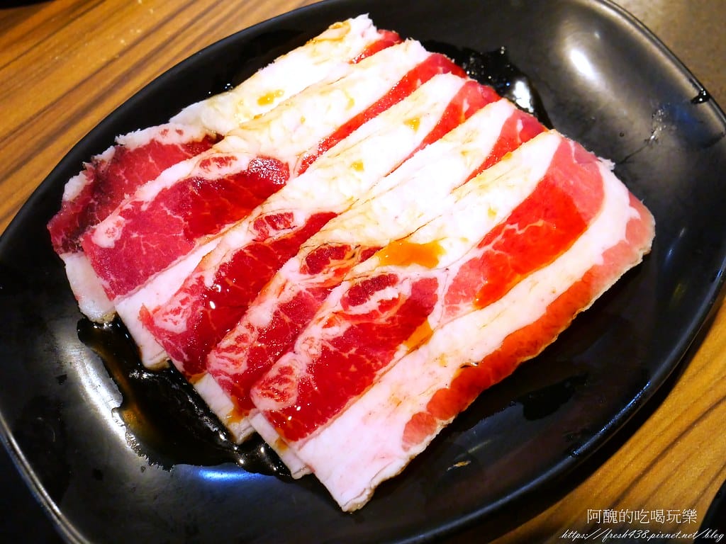 【板橋美食】我!就厲害燒烤-板橋館前珍饌店,府中燒烤吃到飽,吃完身上完全沒有燒烤味耶!!!! - 第40張圖 P1026826