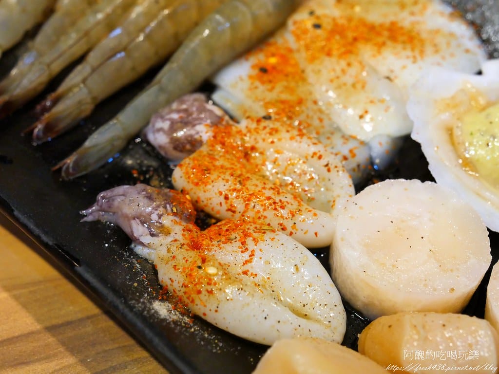 【板橋美食】我!就厲害燒烤-板橋館前珍饌店,府中燒烤吃到飽,吃完身上完全沒有燒烤味耶!!!! - 第62張圖 P1026876