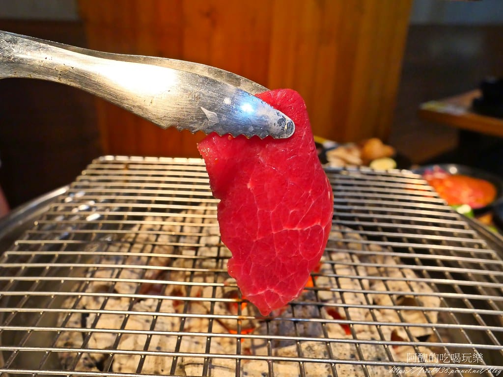 【板橋美食】我!就厲害燒烤-板橋館前珍饌店,府中燒烤吃到飽,吃完身上完全沒有燒烤味耶!!!! - 第66張圖 P1026878