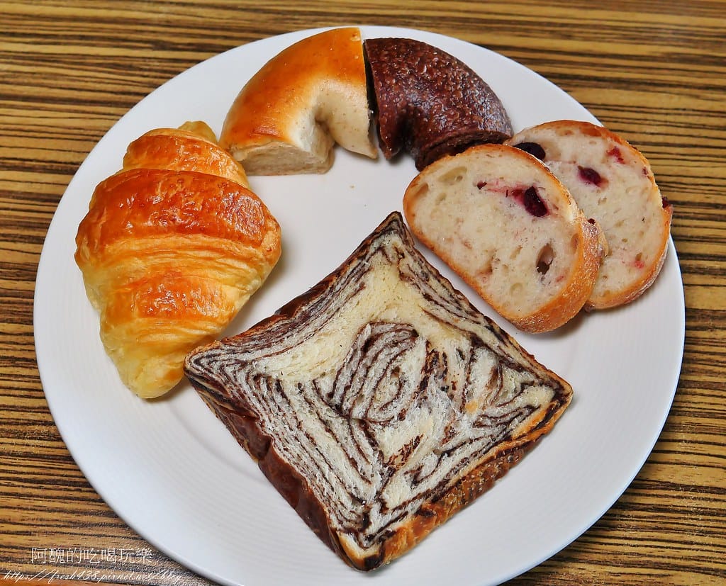 【新竹美食】和選旅自助早餐吃到飽,飯店中的手工現烤麵包是最大特色。 - 第18張圖 34