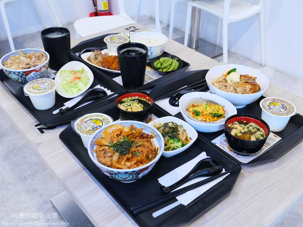 【新北美食】吉野家-三峽復興店,牛丼是必吃料理,台灣好米讓人一粒也捨不得留下。 - 第46張圖 47