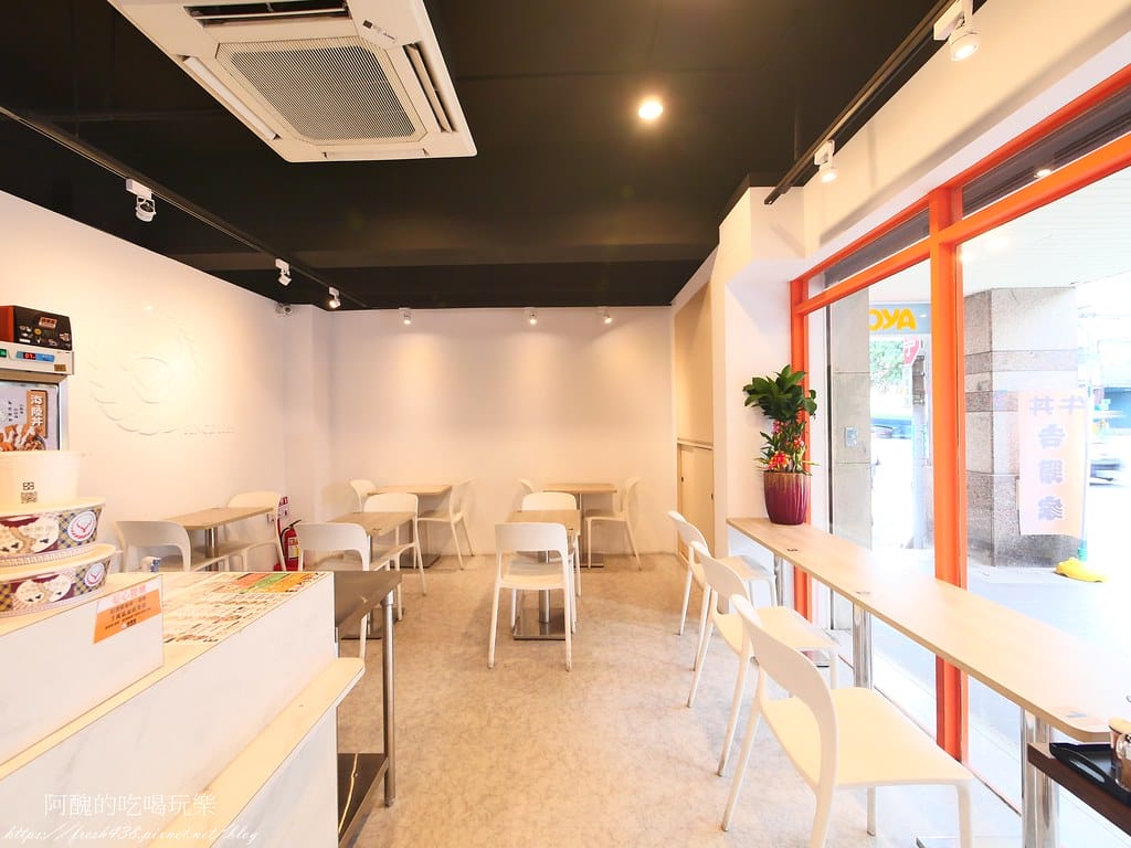 【新北美食】吉野家-三峽復興店,牛丼是必吃料理,台灣好米讓人一粒也捨不得留下。 - 第8張圖 7