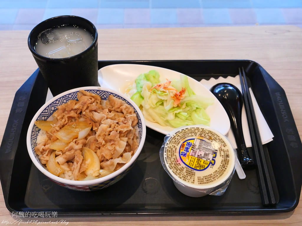 【新北美食】吉野家-三峽復興店,牛丼是必吃料理,台灣好米讓人一粒也捨不得留下。 - 第28張圖 28