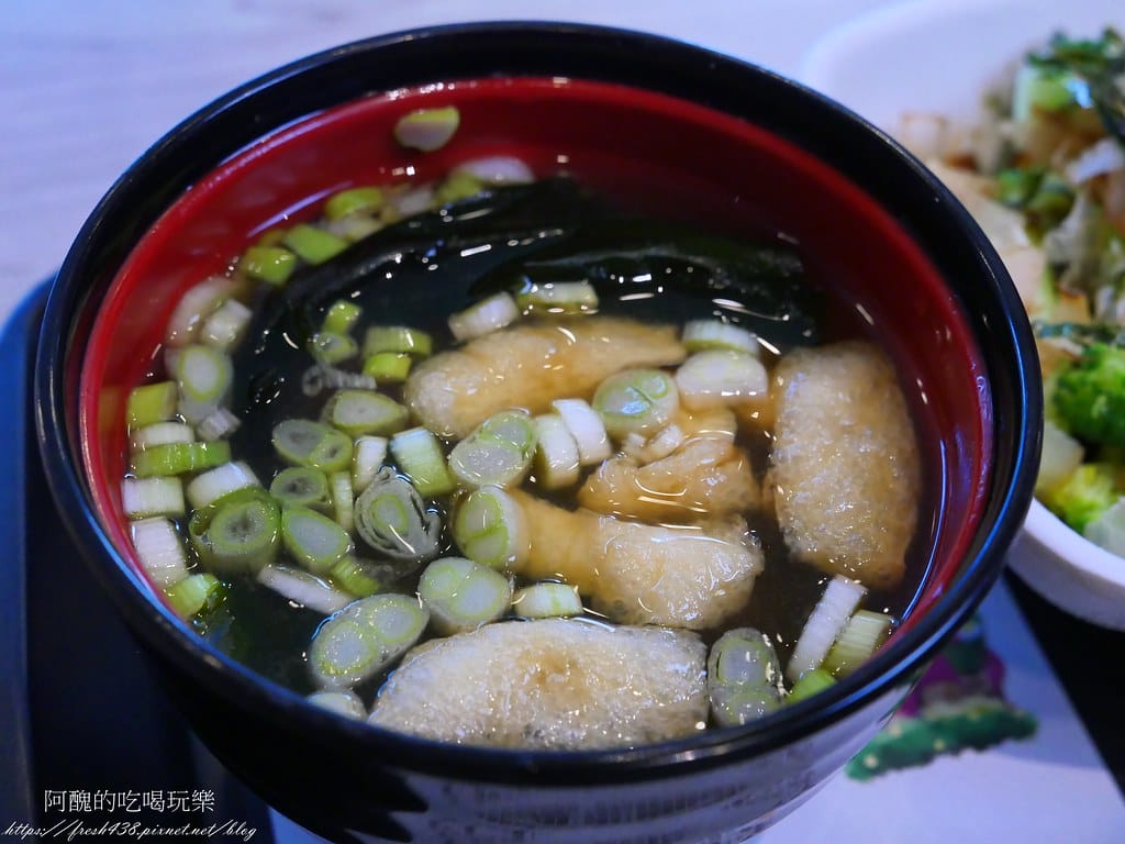 【新北美食】吉野家-三峽復興店,牛丼是必吃料理,台灣好米讓人一粒也捨不得留下。 - 第25張圖 25