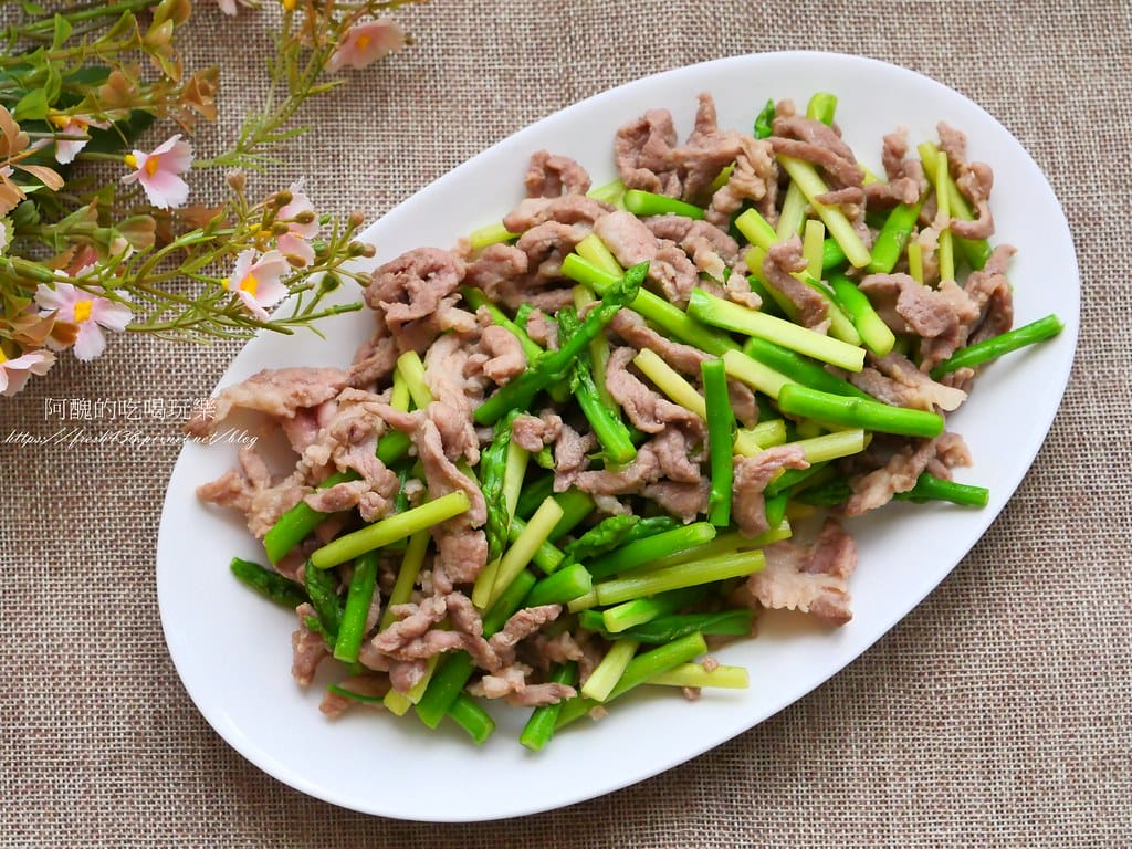 蘆筍炒肉絲,好吃到破表,3分鐘輕易上桌,趕快學起來。 - 第11張圖 P1027326