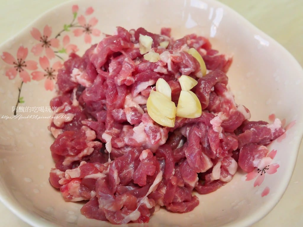 蘆筍炒肉絲,好吃到破表,3分鐘輕易上桌,趕快學起來。 - 第3張圖 P1027316