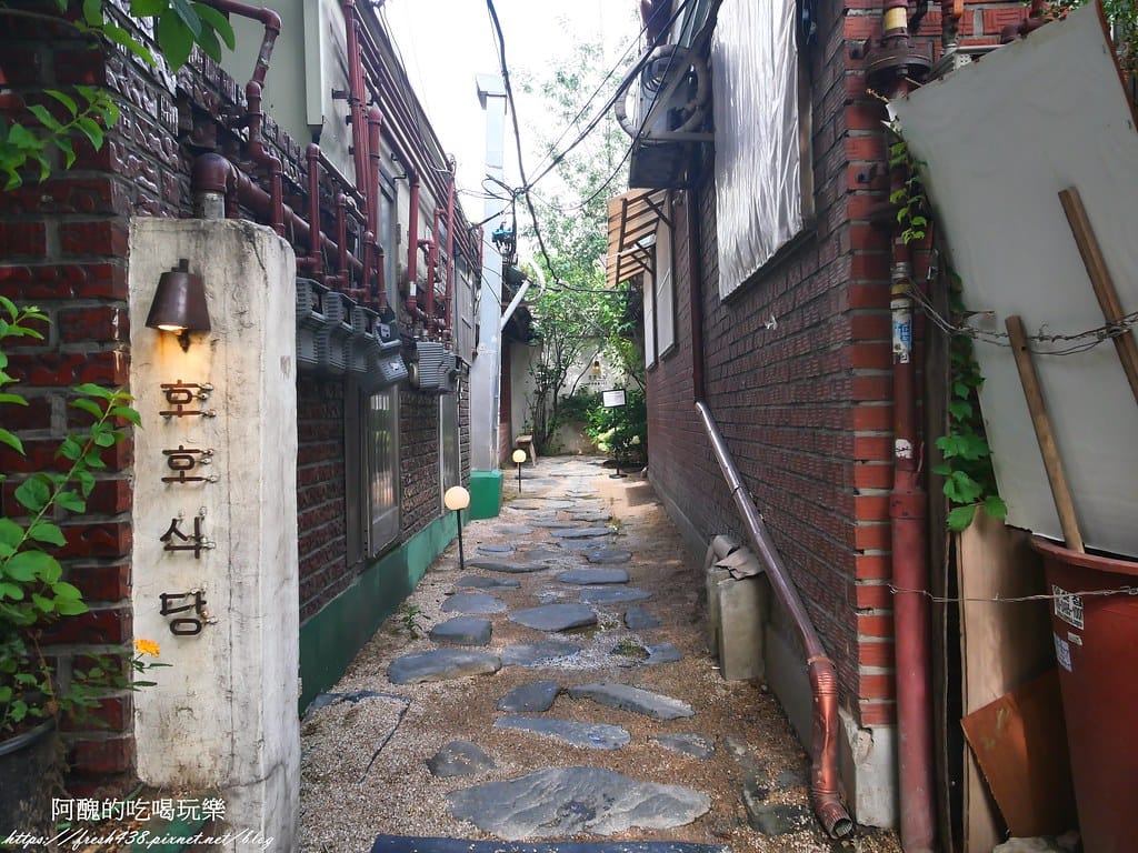 P1056930