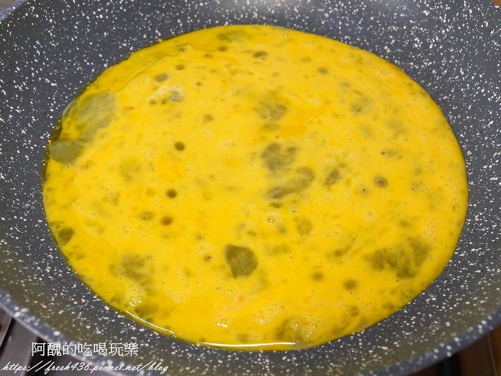 蘆筍炒蛋,5分鐘上菜,想不到那麼香醇又下飯。 - 第5張圖 P1029401