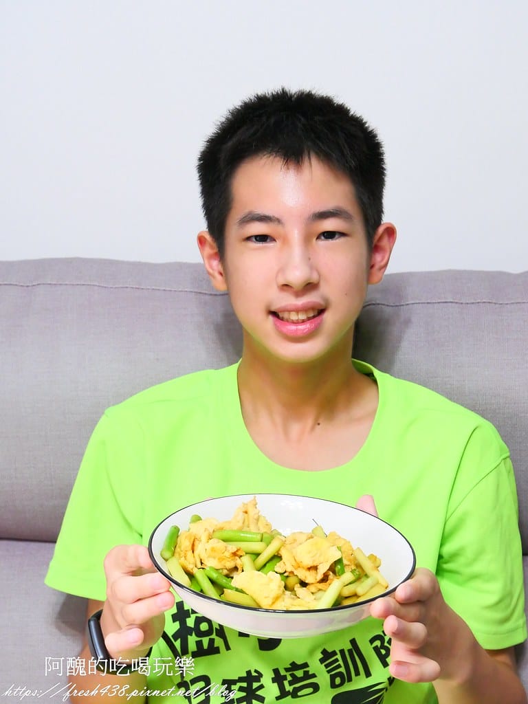 蘆筍炒蛋,5分鐘上菜,想不到那麼香醇又下飯。 - 第17張圖 P1029418