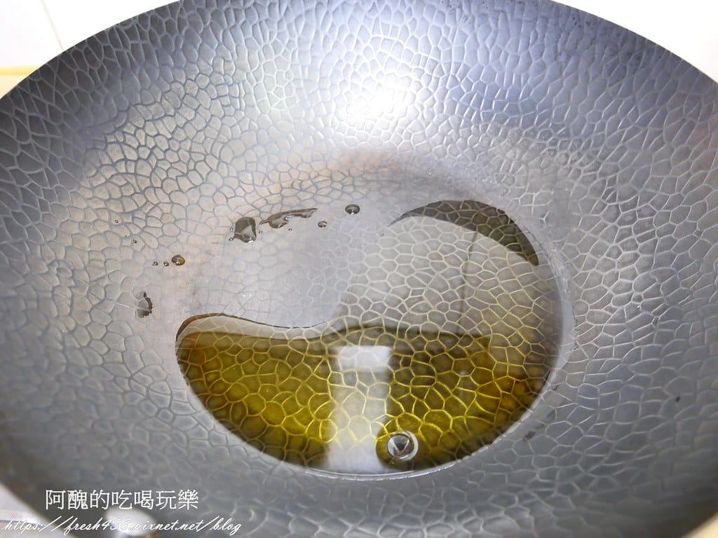 椒鹽蝦球,彈牙可口、香醇下飯,保證吃過的都說讚。 - 第11張圖 P1029557