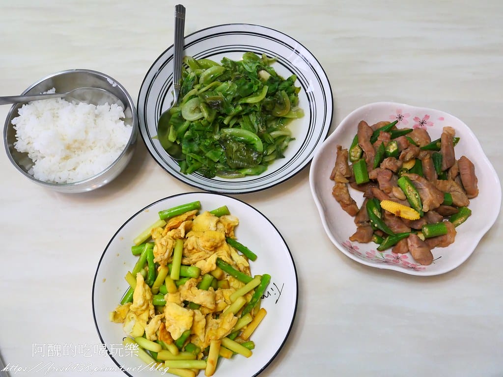 蘆筍炒蛋,5分鐘上菜,想不到那麼香醇又下飯。 - 第18張圖 P1029419