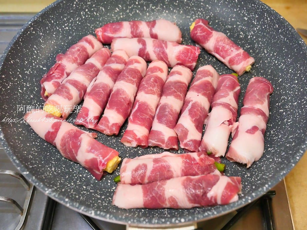 蔬菜肉捲,隨意捲捲都好吃,懶人出菜最快的方式。 - 第6張圖 P1029381