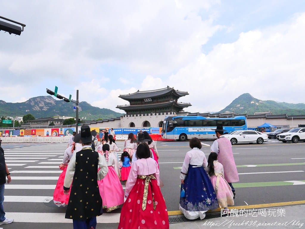 【韓國景點】景福宮,穿韓服遊宮殿,魁梧士兵交接超精彩,首爾必遊景點。 - 第17張圖 12