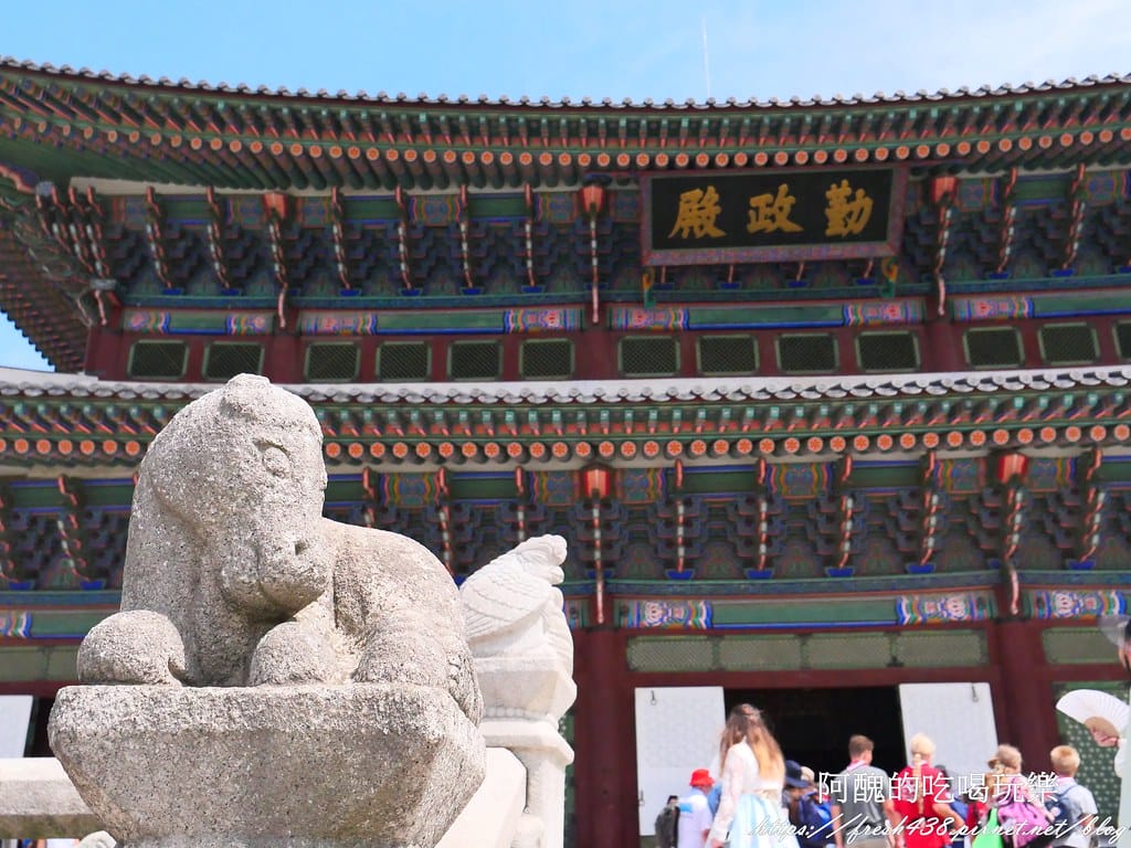 【韓國景點】景福宮,穿韓服遊宮殿,魁梧士兵交接超精彩,首爾必遊景點。 - 第30張圖 25