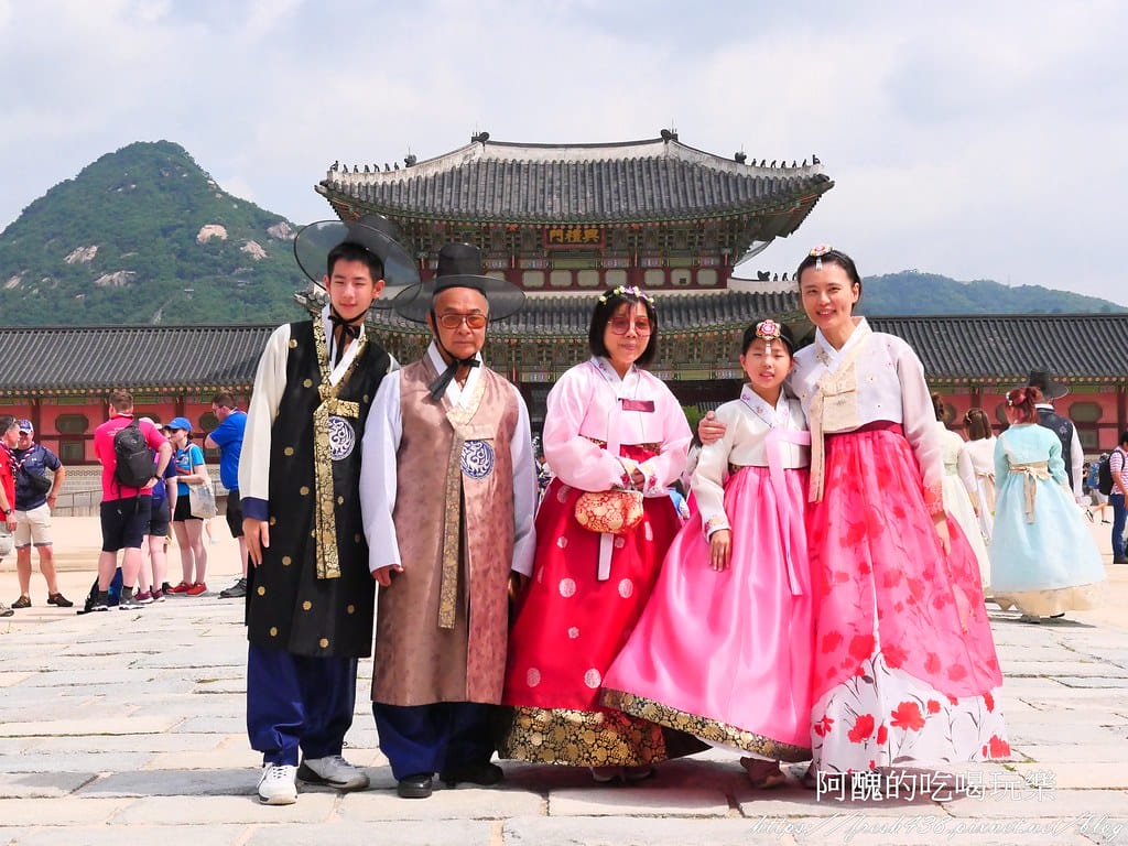【韓國景點】景福宮,穿韓服遊宮殿,魁梧士兵交接超精彩,首爾必遊景點。 - 第23張圖 17