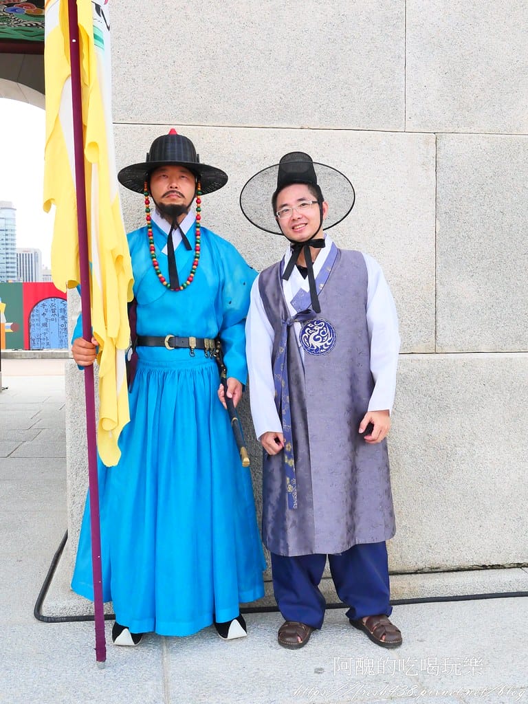 【韓國景點】景福宮,穿韓服遊宮殿,魁梧士兵交接超精彩,首爾必遊景點。 - 第71張圖 P1029141