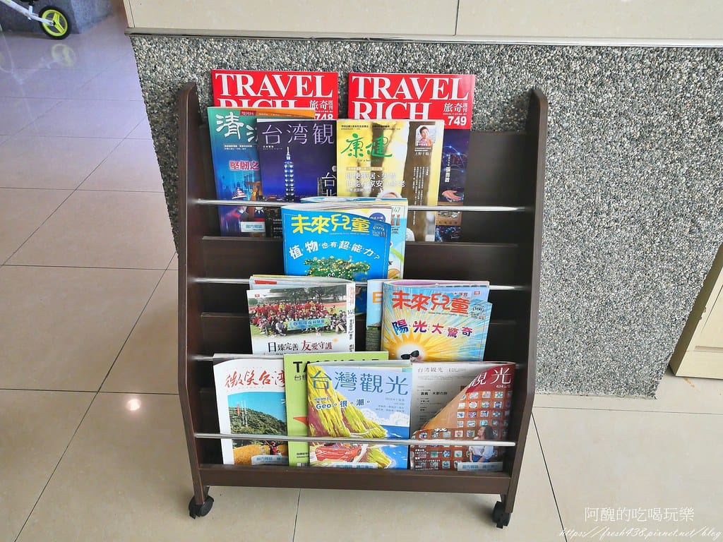 【台南住宿】柳營尖山埤渡假村,搭船遊湖、有泳池、能露營、走步道,能帶寵物入住木屋,適合全家大小入住的渡假村。 - 第18張圖 10-3