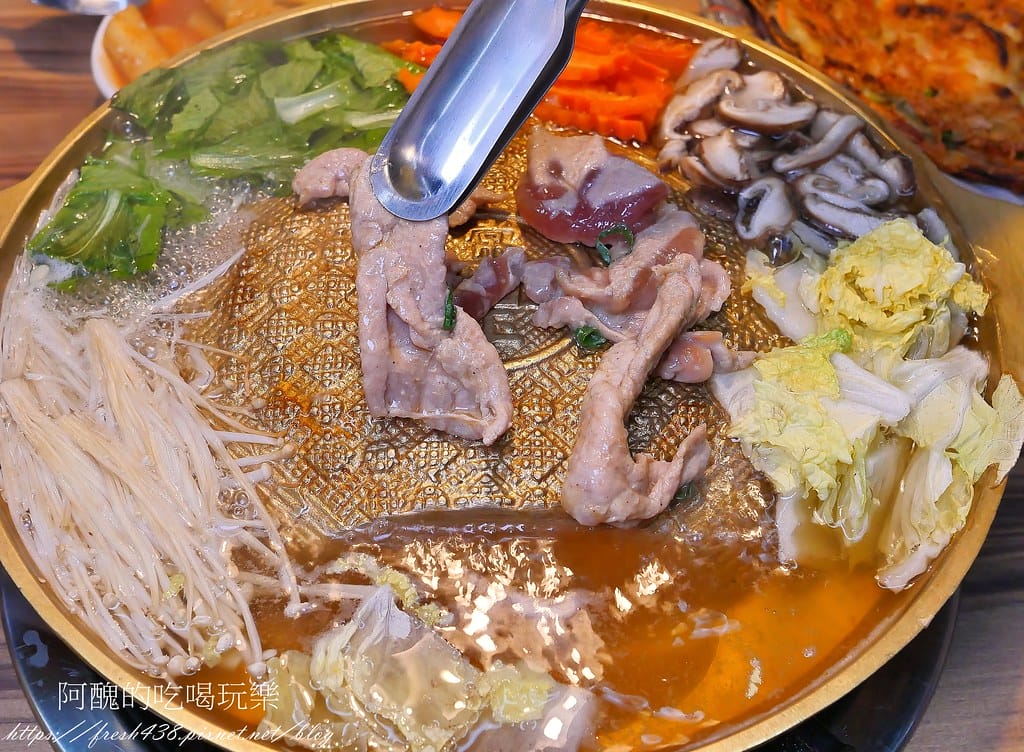 【板橋美食】海雲韓式料理-板橋店,必吃銅板烤肉、韓國小菜吃到飽,新開幕的板橋韓式料理。 - 第66張圖 41