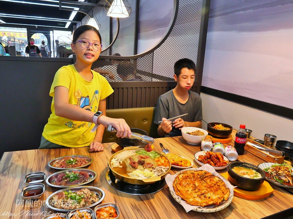 【板橋美食】海雲韓式料理-板橋店,必吃銅板烤肉、韓國小菜吃到飽,新開幕的板橋韓式料理。 - 第65張圖 40