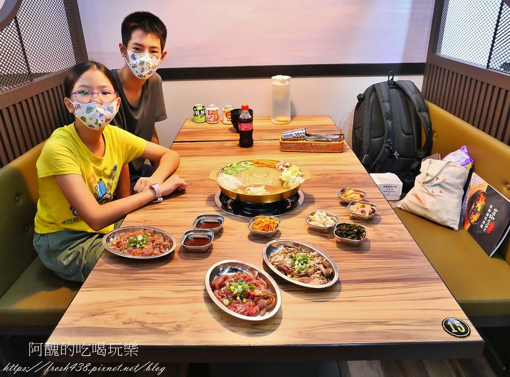 【板橋美食】海雲韓式料理-板橋店,必吃銅板烤肉、韓國小菜吃到飽,新開幕的板橋韓式料理。 - 第24張圖 9-9