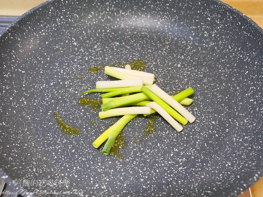 金針菇炒雞柳,高蛋白料理,滑順好入口,減肥、健身朋友的最愛。 - 第6張圖 P1060046