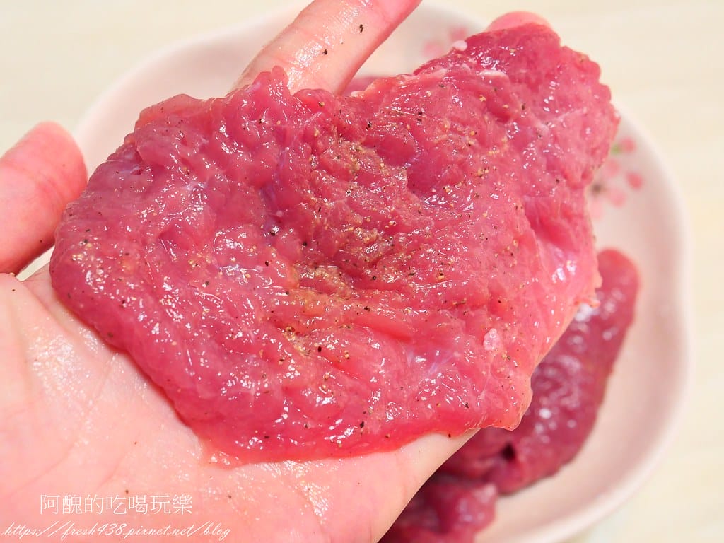 嫩煎椒鹽腰內肉,不用油炸,肉質細緻、口感軟嫩,吃過的都說讚! - 第6張圖 P1029912