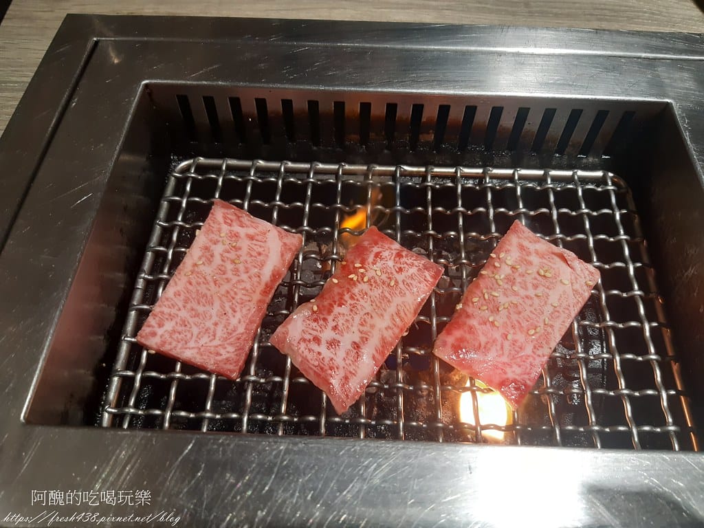 【樹林美食】焼肉スマイル(燒肉Smile)樹林秀泰店,和牛入口即化,但價格不斐啊! - 第34張圖 26