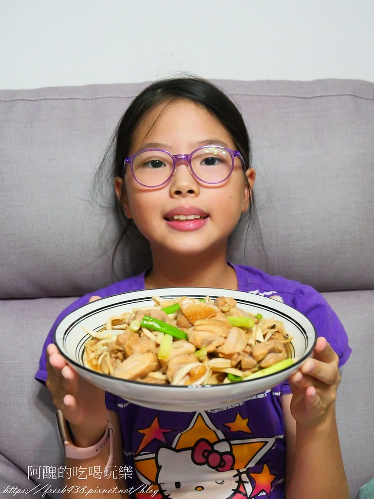 杏鮑菇炒雞腿,蛋白質豐富,備料簡單、作法容易的懶人料理。 - 第18張圖 P1029375