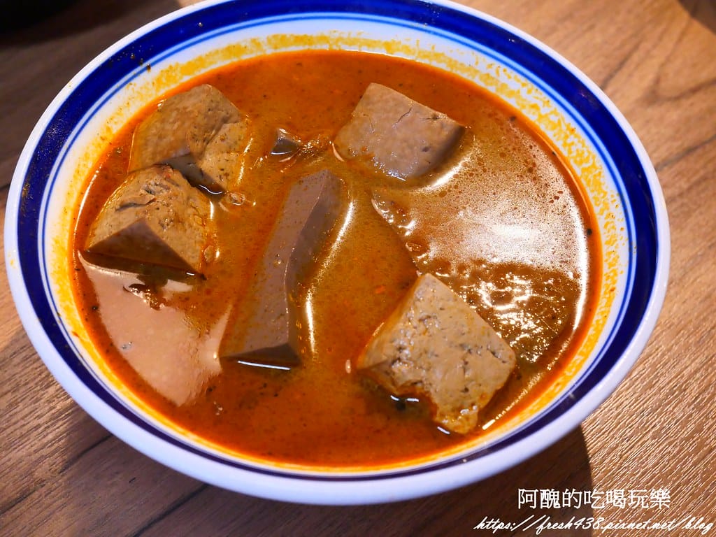 【新北美食】囍富火鍋,每日現熬湯底,食材超級新鮮, 設有包廂,新莊火鍋推薦。 - 第29張圖 22