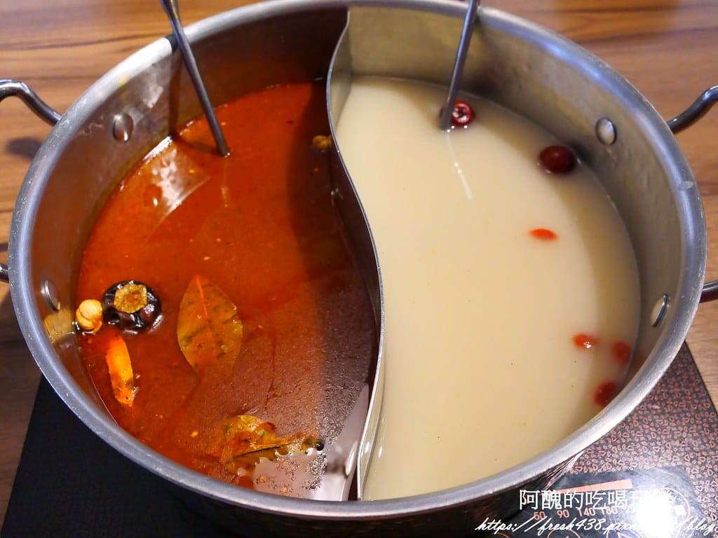 【新北美食】囍富火鍋,每日現熬湯底,食材超級新鮮, 設有包廂,新莊火鍋推薦。 - 第26張圖 19