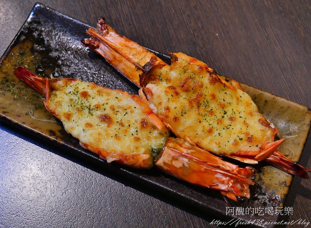 【新北美食】老串角居酒屋-三重店,平價日式料理,下班聚餐、小酌的好去處。 - 第32張圖 18焗烤起司大蝦