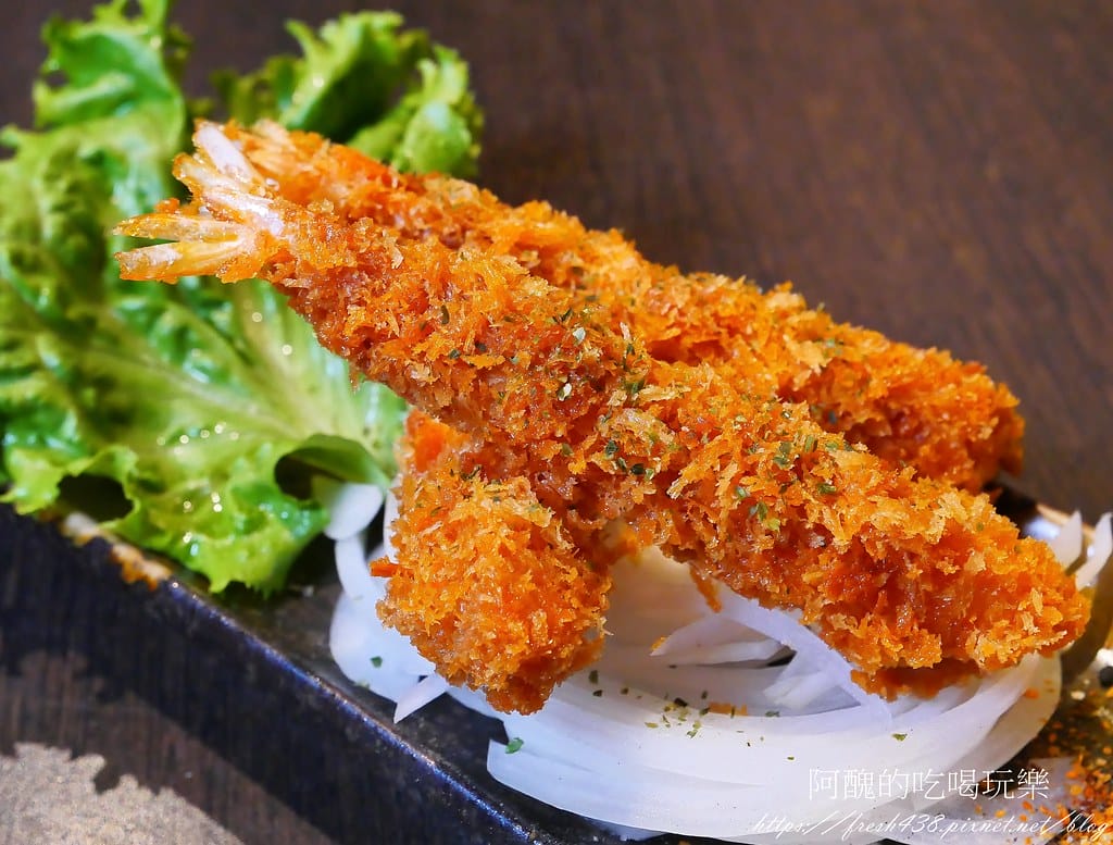 【新北美食】老串角居酒屋-三重店,平價日式料理,下班聚餐、小酌的好去處。 - 第40張圖 20炸蝦天婦羅