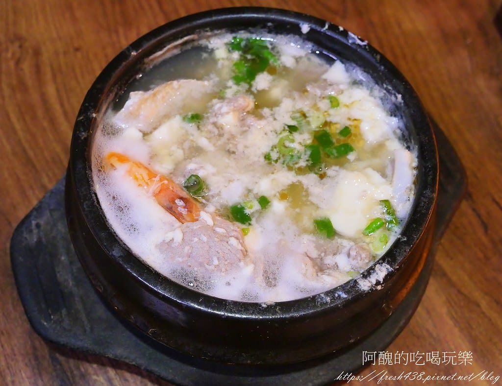 【新北美食】釜山順豆腐板橋店,韓國老闆開的30年老店,平價又兼具美味。 - 第37張圖 27