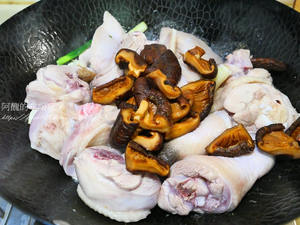 香菇燒雞腿,備料簡單,卻能煮出不凡的好滋味! - 第10張圖 P1062655