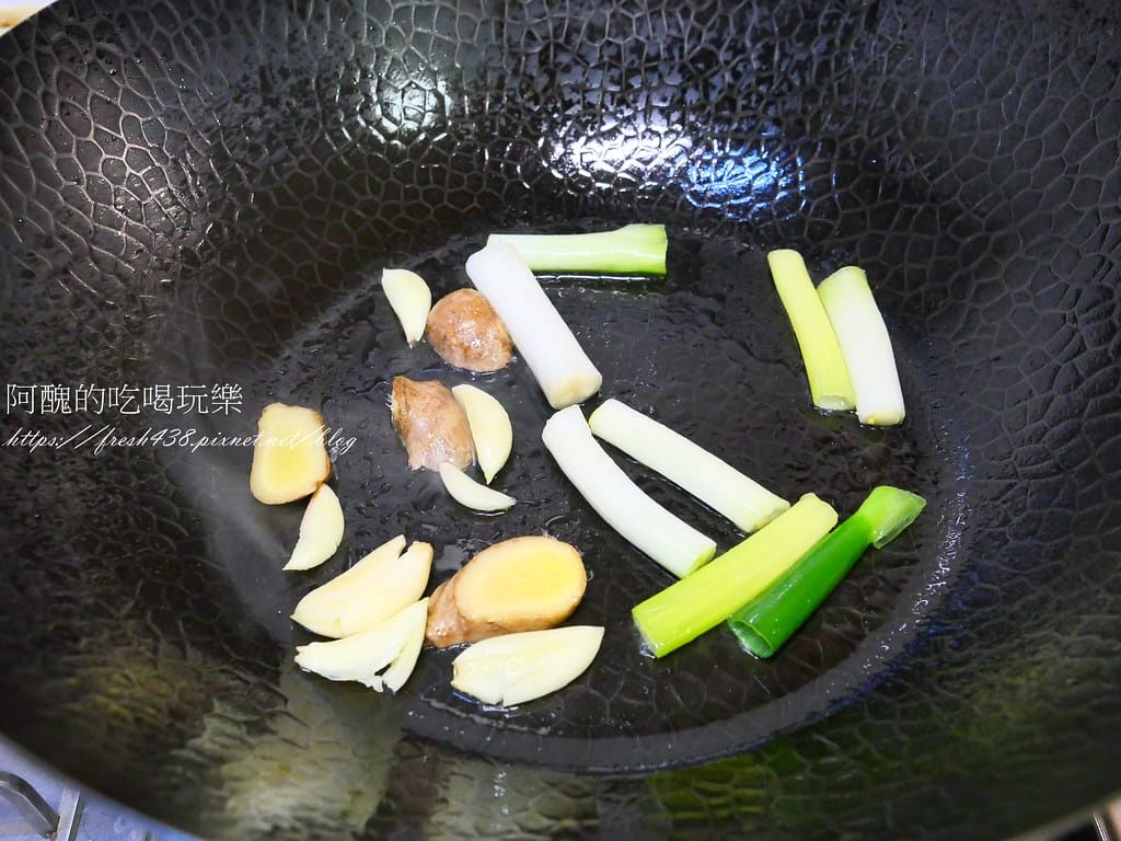 香菇燒雞腿,備料簡單,卻能煮出不凡的好滋味! - 第7張圖 P1062652
