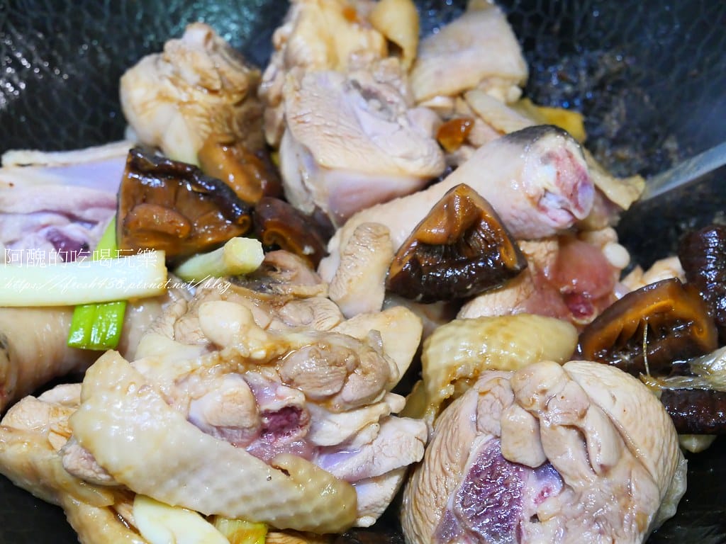 香菇燒雞腿,備料簡單,卻能煮出不凡的好滋味! - 第14張圖 P1062659