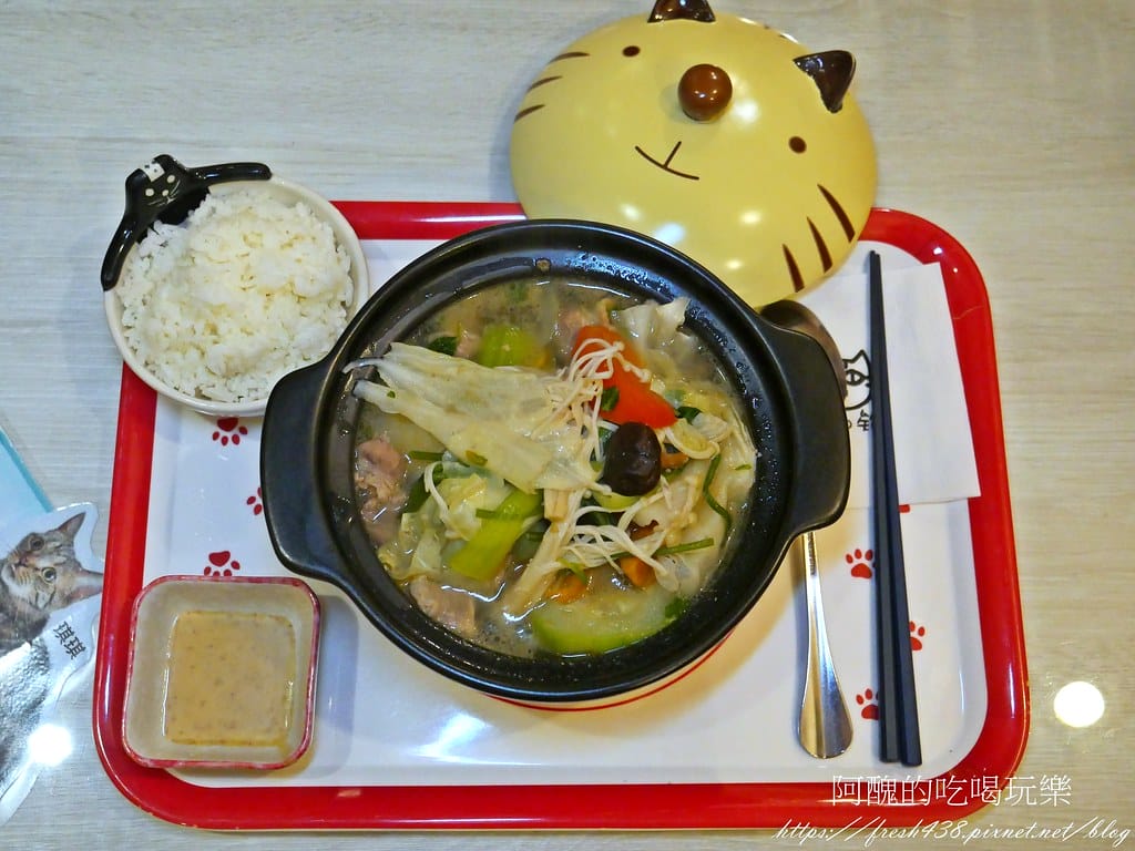 【板橋美食】貓欸Camulet,有貓咪陪吃飯的餐廳,餐點可口、貓咪親人,環境乾淨到不可思議! - 第38張圖 28